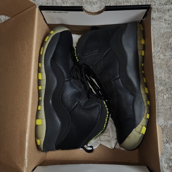 7W Air Jordan 10 Retro Sneakers (5.5Y) - Picture 1 of 6